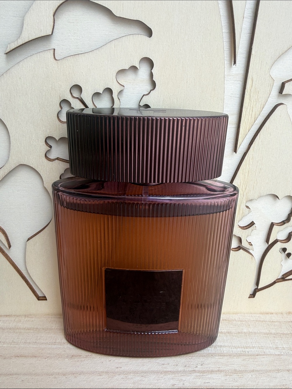 TOM FORD CAFE ROSE 100 ml Men’s Dark Brown Ribbed Fragrance Bottle - Picture 2 of 5